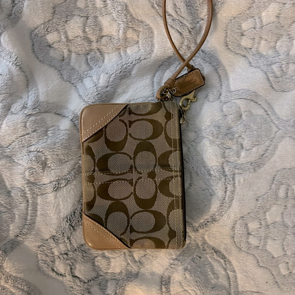 mini coach wristlet pouch